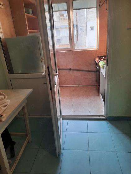 Garsonieră semidecomandată în Rahova
