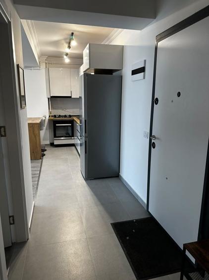 Apartament cu 3 camere decomandat în Energia