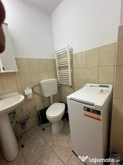 Garsonieră semidecomandată în Central