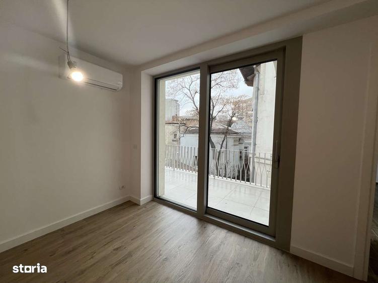 Apartament cu 4 camere în Armeneasca