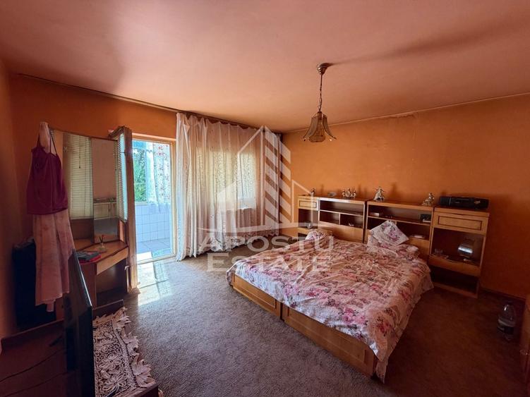 Apartament cu 2 camere decomandat, mobilat în Bucovina