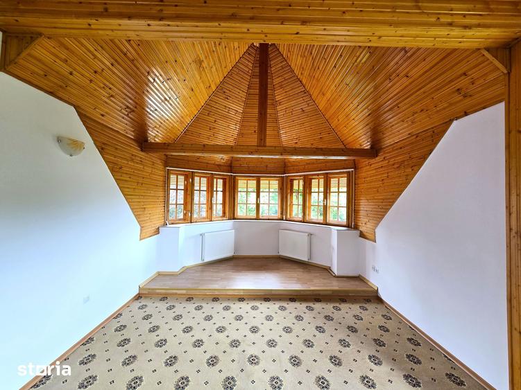 Casă cu Teren 3200 Mp în Breaza