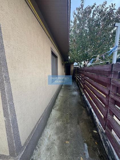 Casă individuală cu 3 camere cu Canalizare în Periferie