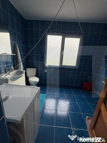 Casă cu 4 camere cu Teren 1287 Mp în Curtești