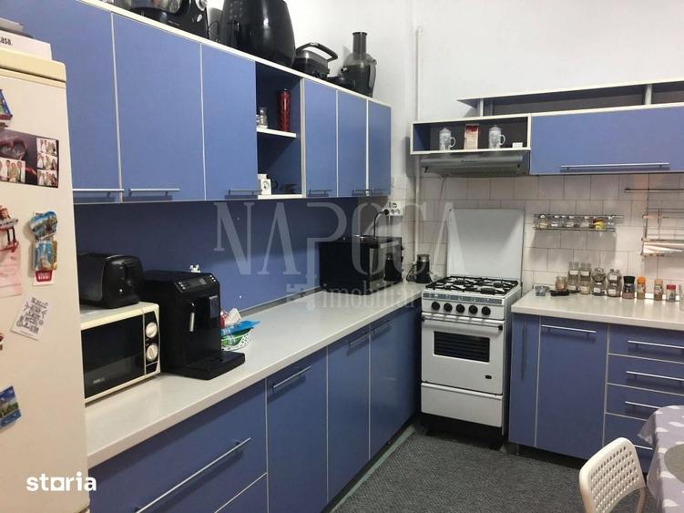 Casă cu 8 camere cu Teren 279 Mp în Plopilor