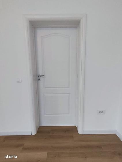 Casă cu 3 camere cu Teren 330 Mp în Crevedia