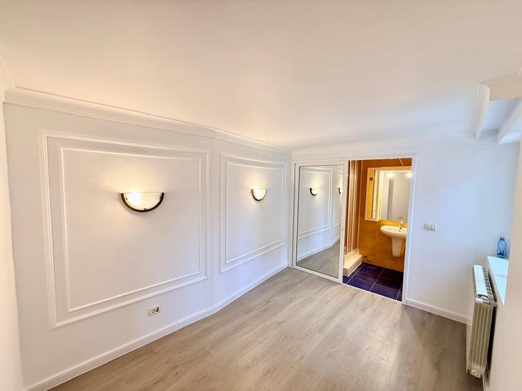 Duplex cu 4 camere cu Teren 100 Mp în Unirii