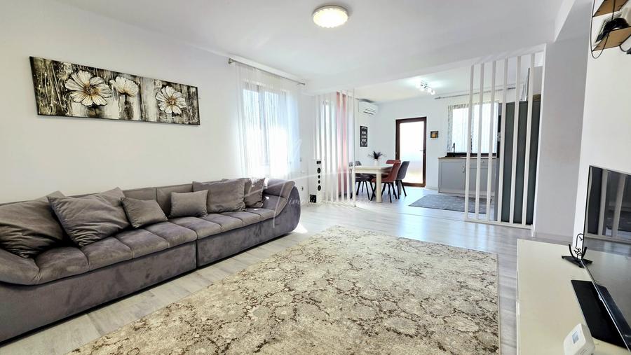 Casă individuală cu 3 camere cu Teren 330 Mp în Dârvari