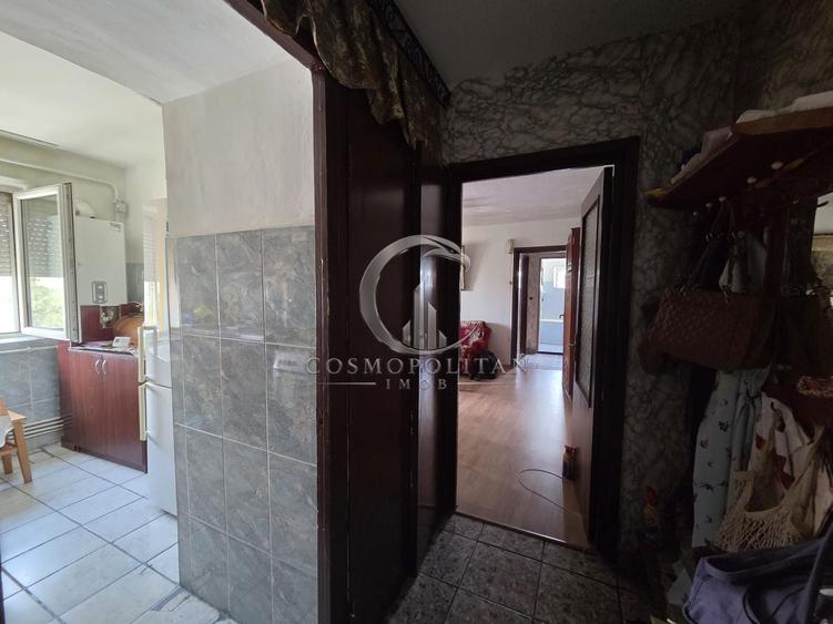 Apartament cu 2 camere semidecomandat în Micro 3