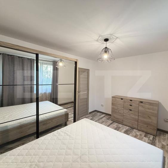 Apartament cu 2 camere semidecomandat, mobilat în George Enescu