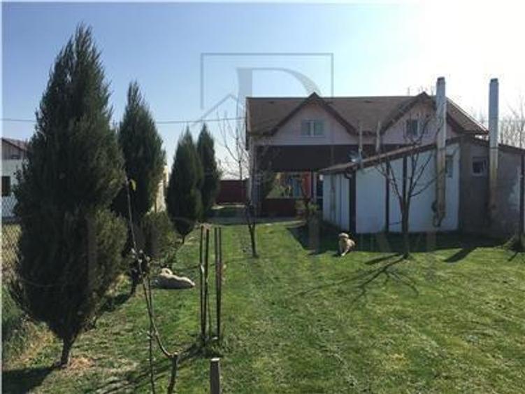 Duplex cu 3 camere cu Canalizare în Moșnița Nouă