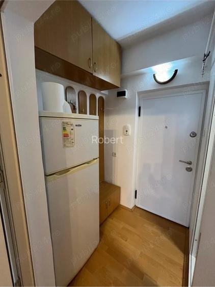 Schimb garsoniera cu apartament