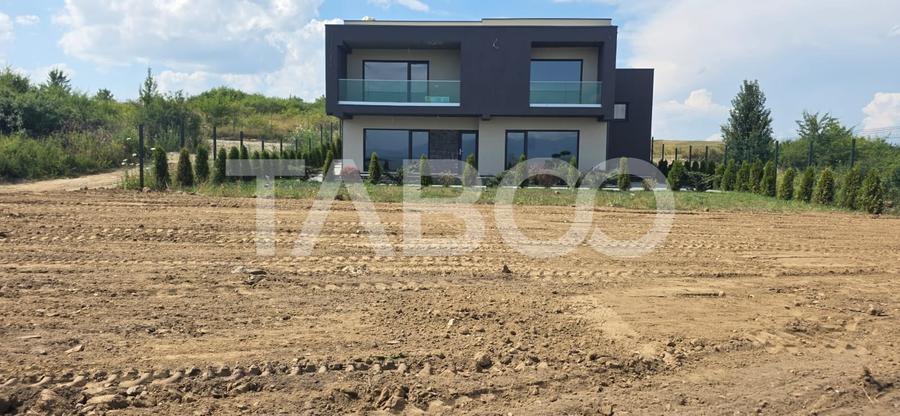 Casă individuală cu 4 camere cu Garaj în Șelimbăr