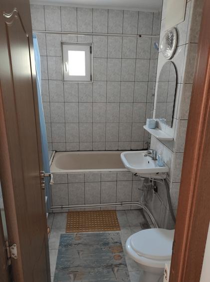 Apartament cu 2 camere decomandat, mobilat în Cug