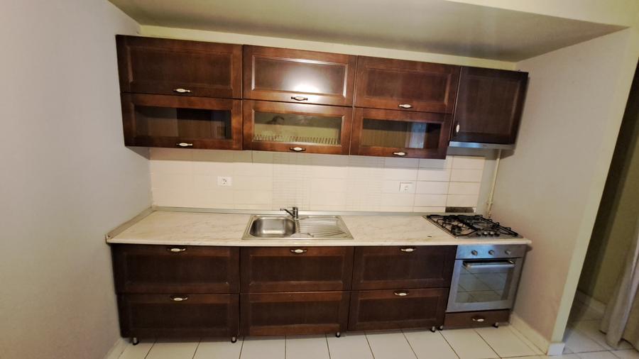 Apartament cu 3 camere decomandat, mobilat în Aviației