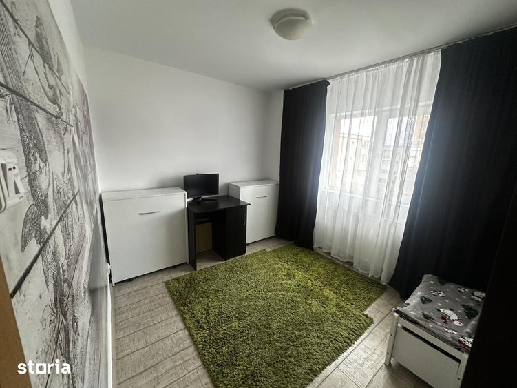 Apartament cu 2 camere decomandat în Astra