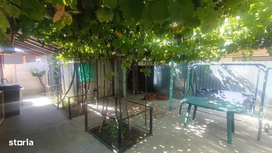 Casă cu 4 camere în Brestei