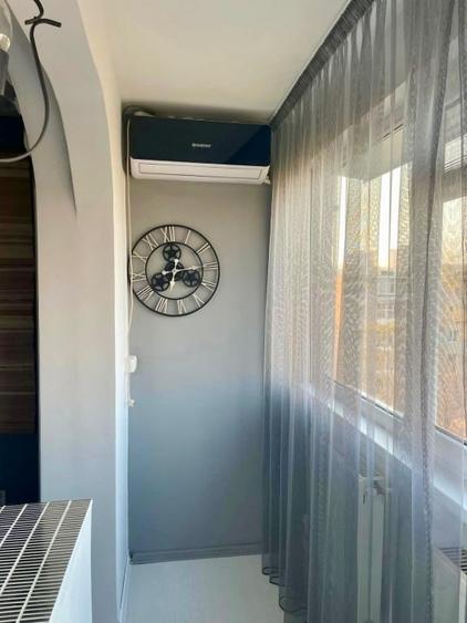 Apartament cu 2 camere semidecomandat, mobilat în Craiovei