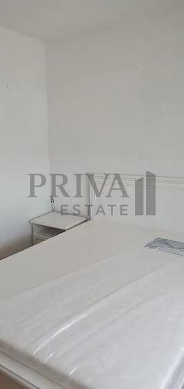 Apartament cu 2 camere semidecomandat în Girocului