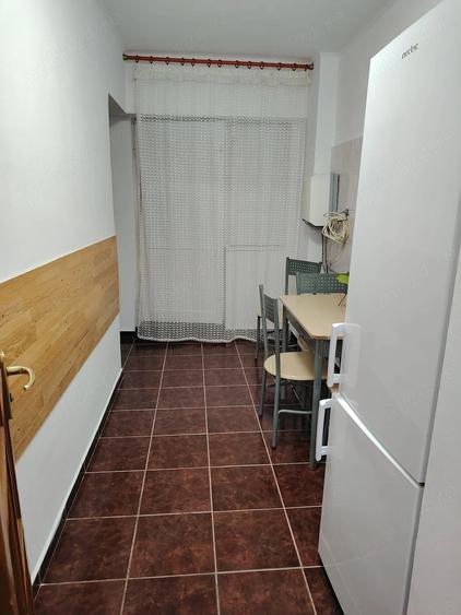 Garsonieră decomandată în Tineretului