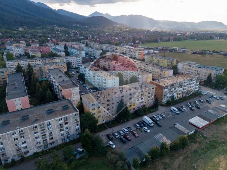 Apartament cu 2 camere decomandat, mobilat în Electroprecizia