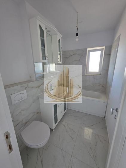 Apartament cu 3 camere decomandat în Torontalului