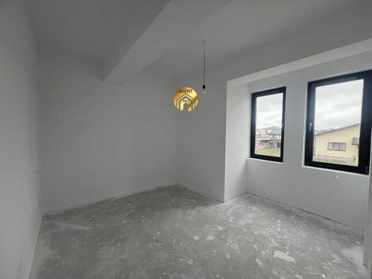 Casă cu 4 camere cu Teren 200 Mp în Otopeni