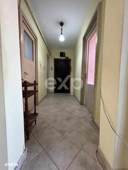Apartament cu 3 camere decomandat în Nord