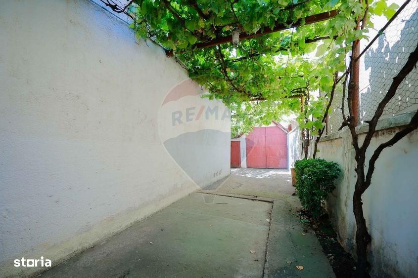 Casă cu 3 camere în Lotus