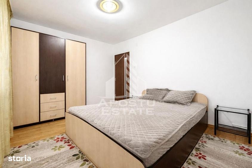 Apartament cu 2 camere semidecomandat, mobilat în Central