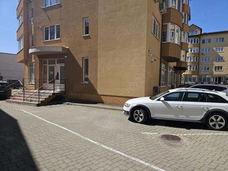 Spațiu comercial, de 90 mp, în Ultracentral