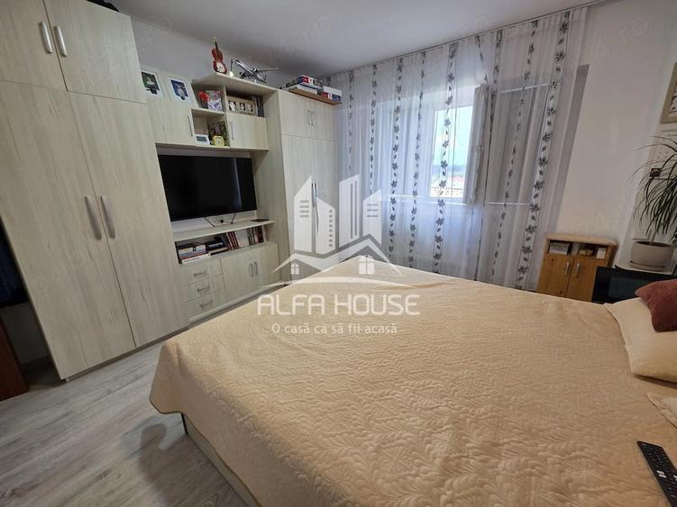 Vand Ap.3 camere Decomandat Zona Comisariat! - 4
