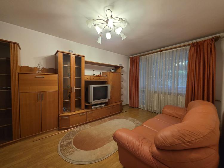Drumul Taberei, 3 camere, decomandat, 2 min parc, 5 min metrou, etaj 1 - 1