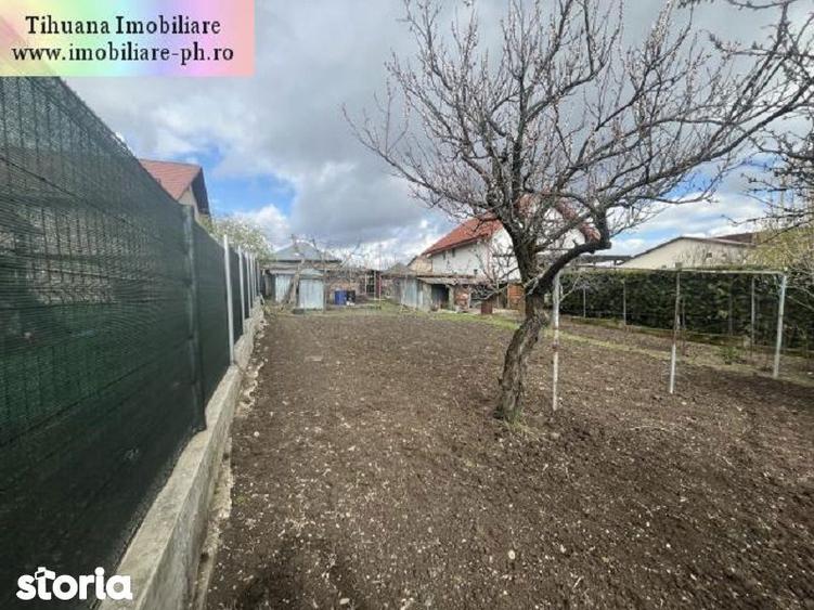 Casă cu 5 camere cu Teren 800 Mp în Păulești