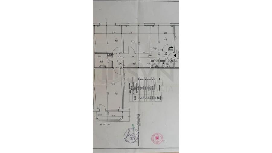 Apartament cu 3 camere decomandat în Dristor
