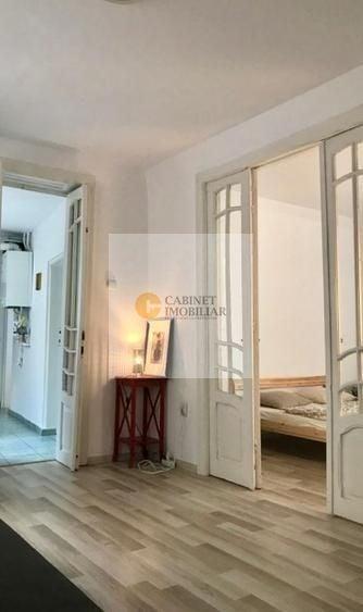 2 camere in vila I Mosilor - Cartierul Armenesc I Etaj 3 I Centrala - 4