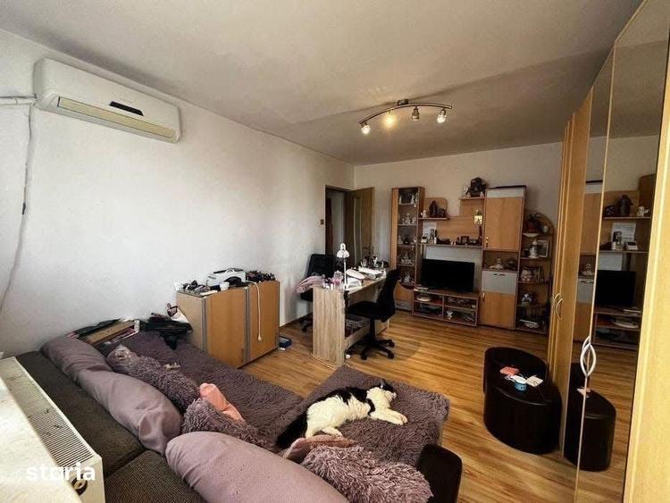 Apartament cu 2 camere decomandat în Calea București