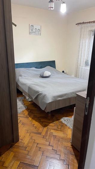 Apartament cu 2 camere decomandat în Confecții
