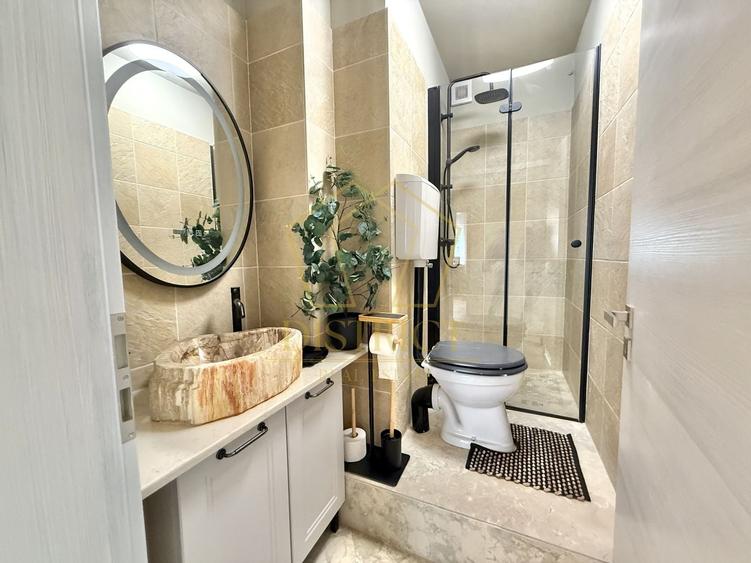 Apartament cu 3 camere decomandat, mobilat în Bălcescu