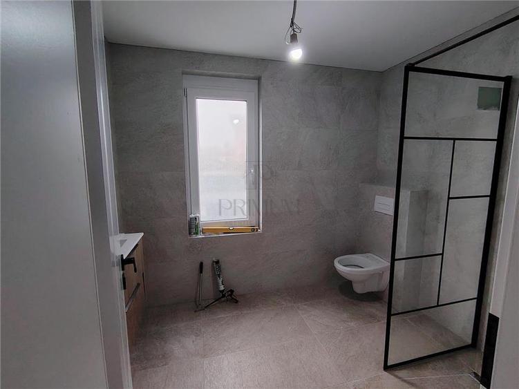 Duplex cu 4 camere cu Canalizare în Moșnița Nouă
