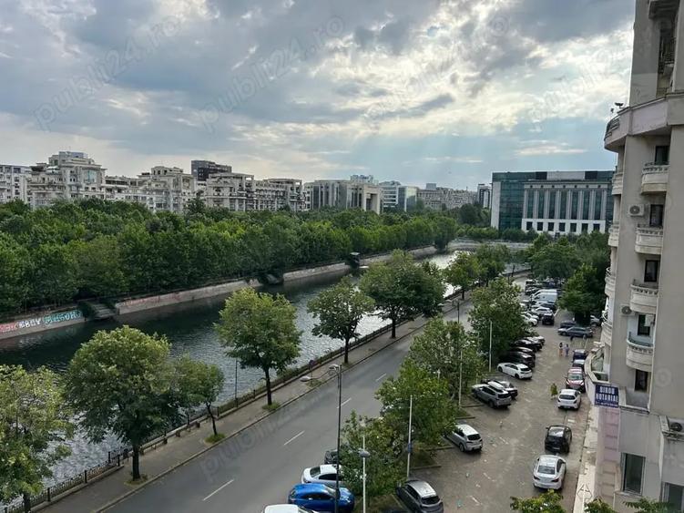 Apartament cu 2 camere decomandat în Ultracentral