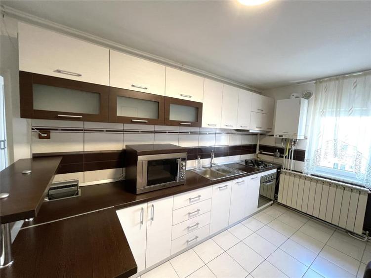 Apartament cu 2 camere decomandat în Mărăști