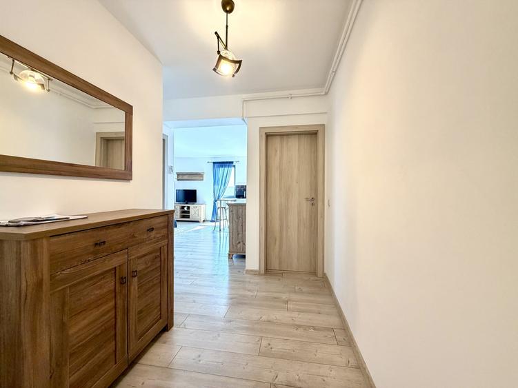 Apartament cu 2 camere decomandat, mobilat în Aradului