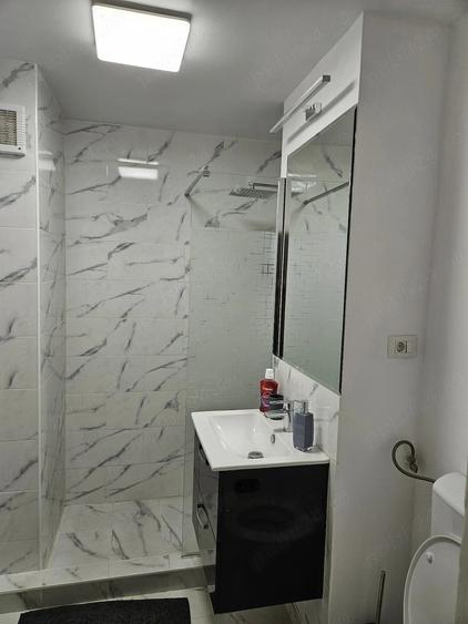 Apartament cu 2 camere decomandat în Tudor