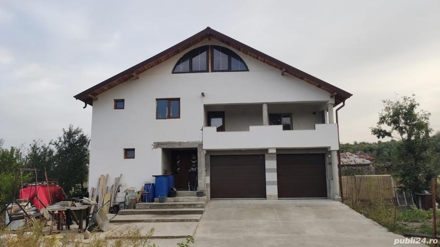 Casă cu 4 camere cu Teren 800 Mp în Colonești