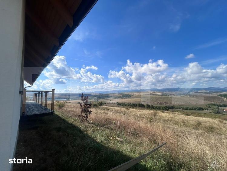 Casă cu 4 camere cu Teren 2000 Mp în Ciurila