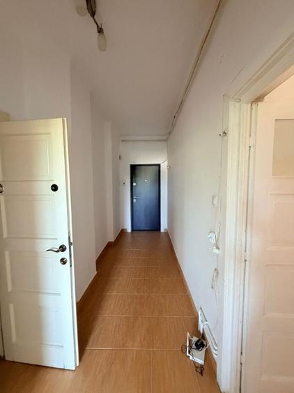 Apartament cu 2 camere decomandat în Hărmanului