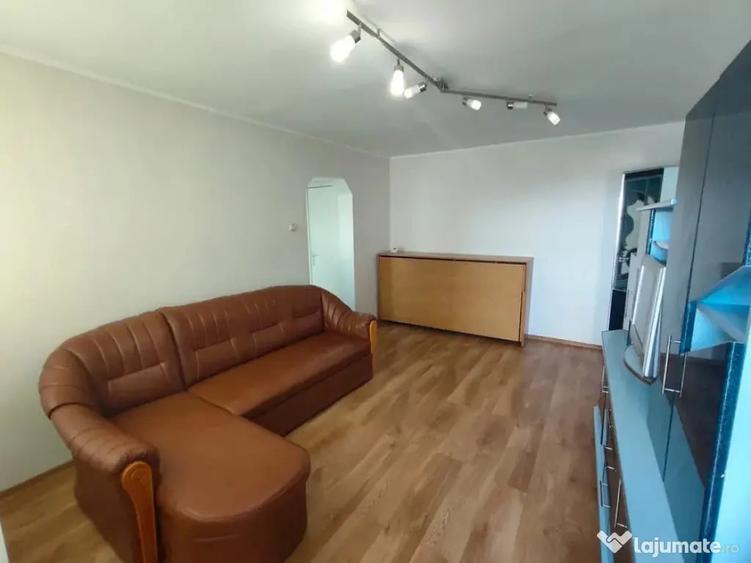 Apartament cu 2 camere semidecomandat în Ultracentral