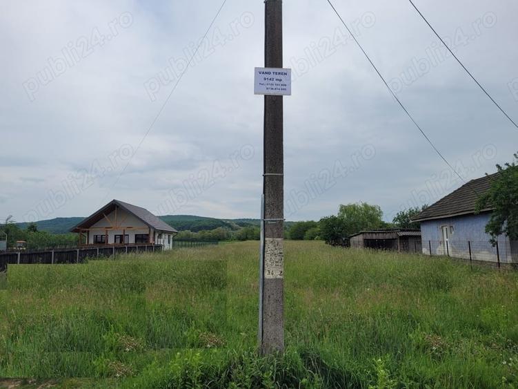 Teren în Țițești