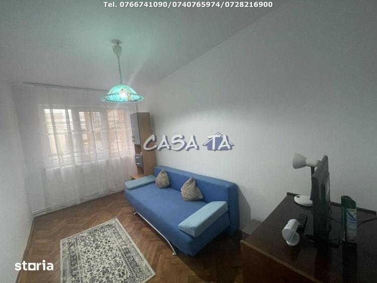 Apartament cu 4 camere decomandat în Central